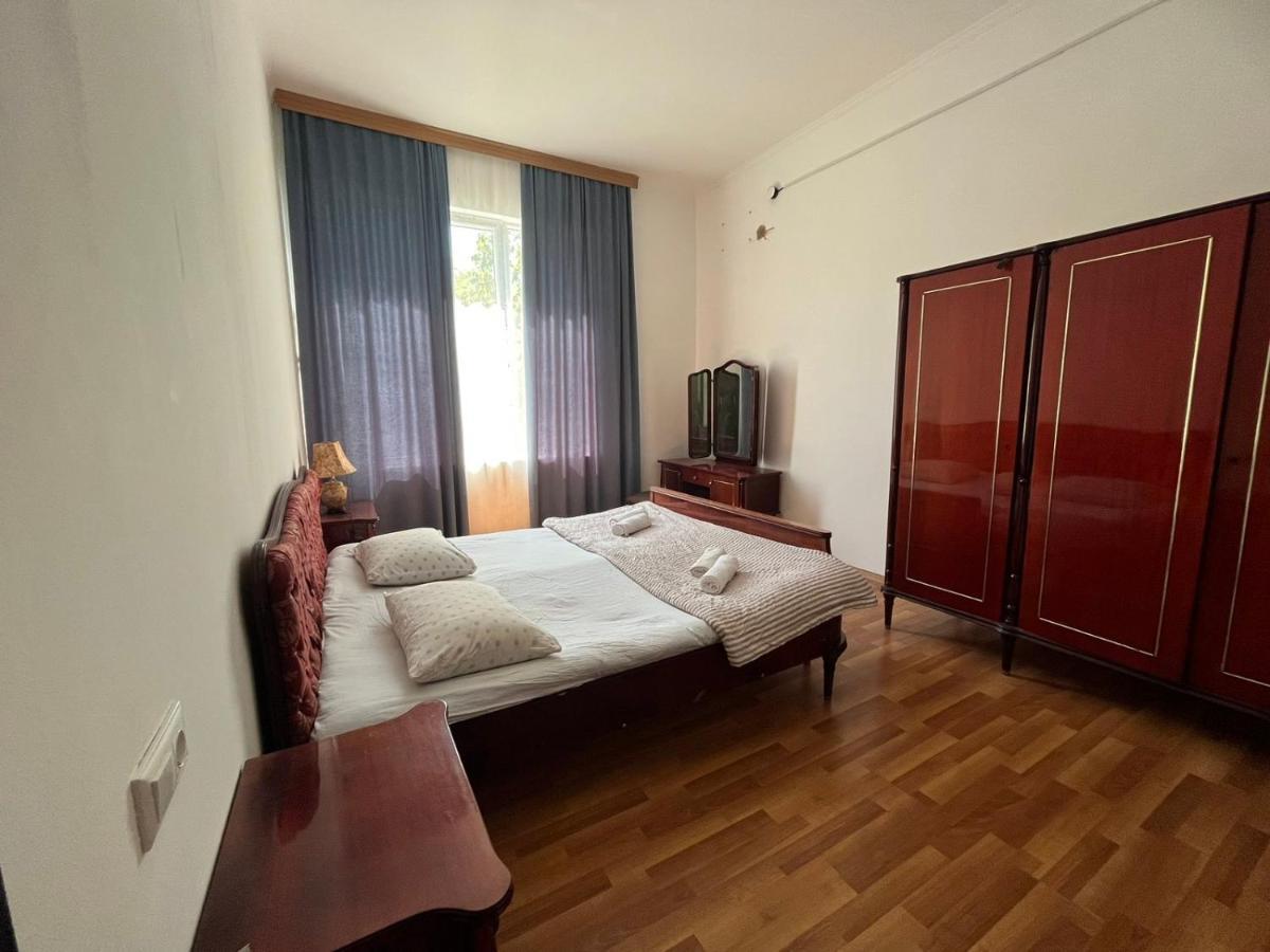 Guest House Oasis - Tvishi Kültér fotó